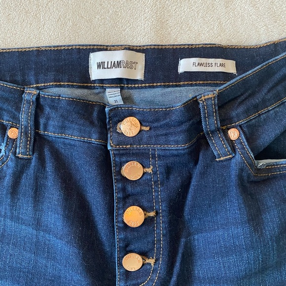 William Rast Flawless Flare Size 31 - Picture 4 of 6